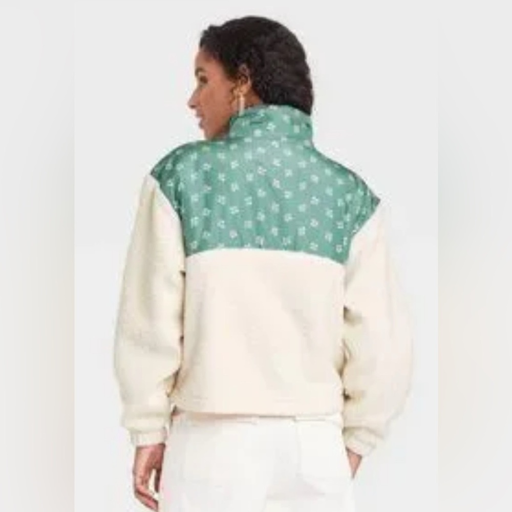 Universal Thread Colorblock Quarter Zip Floral Sherpa - Picture 2 of 9